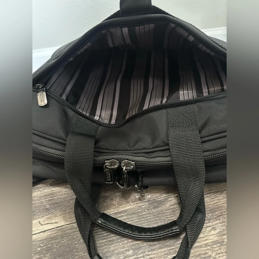 Kenneth Cole Reaction Black Laptop Bag with Shoulder Strap
